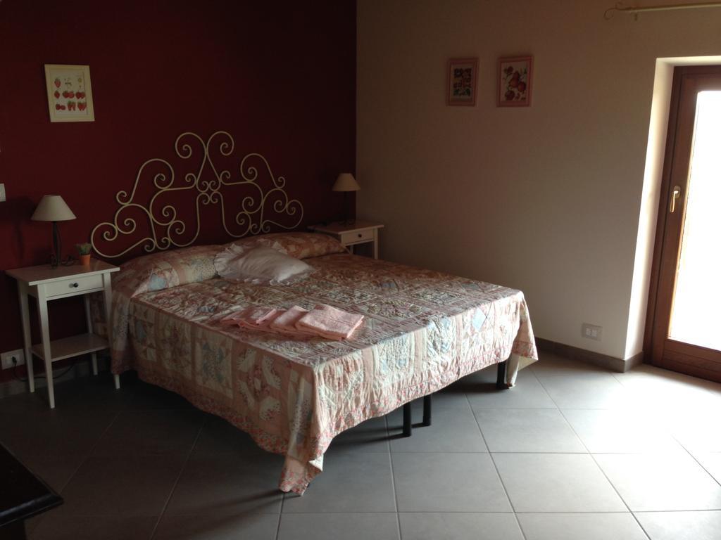 Agriturismo Fruttirossi Trofarello Bilik gambar